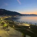 Blue-sky Lungomare *