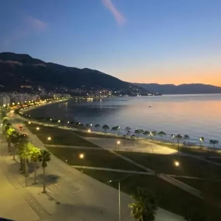 Blue-sky Lungomare *