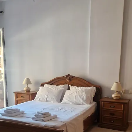 Blue-sky Lungomare Wlora